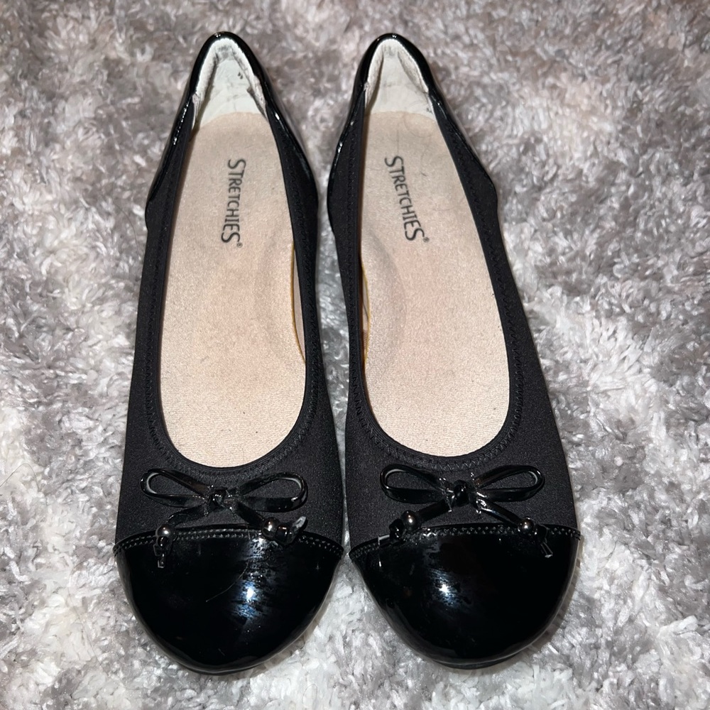 Stretchies flats size 7.5